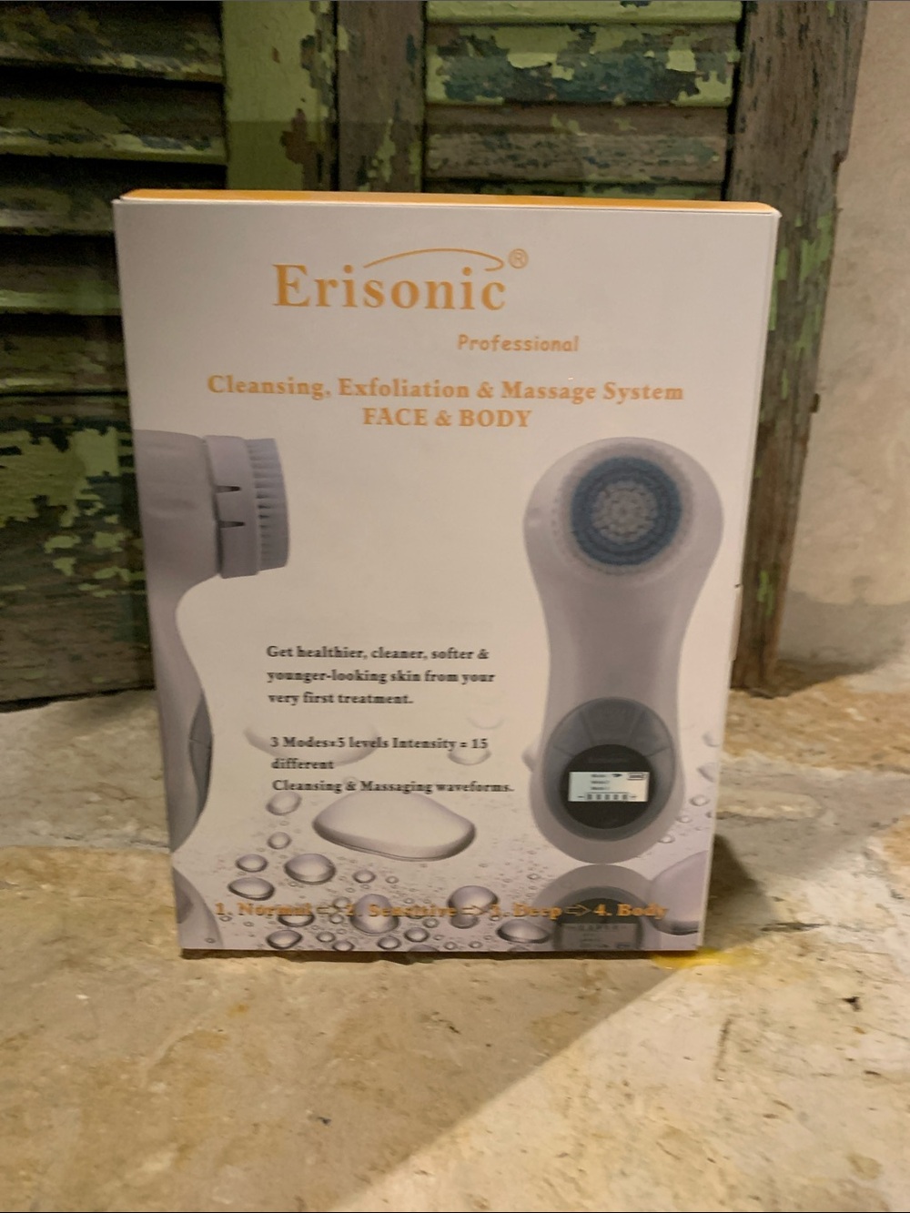 White Cleansing, Exfoliation & Massage System for Face & Body New, Never Used.